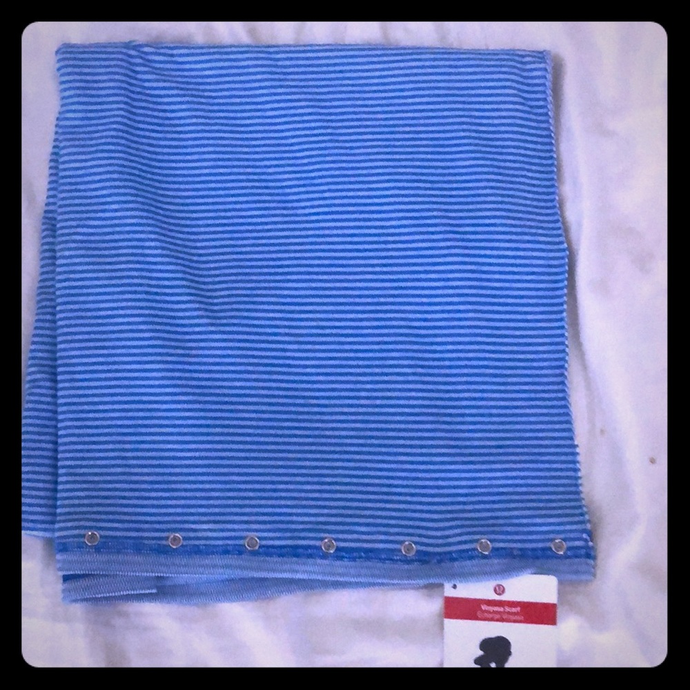 Brand new Lululemon Vinyasa Scarf with tags!